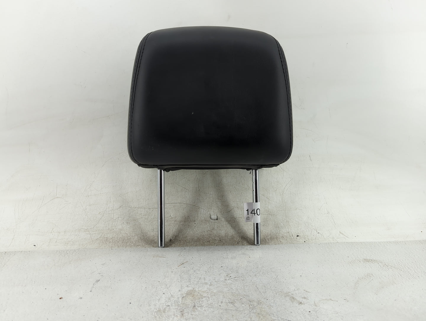 2014 Chrysler 300 Headrest Head Rest Front Driver Seat Black - Oemusedautoparts1.com