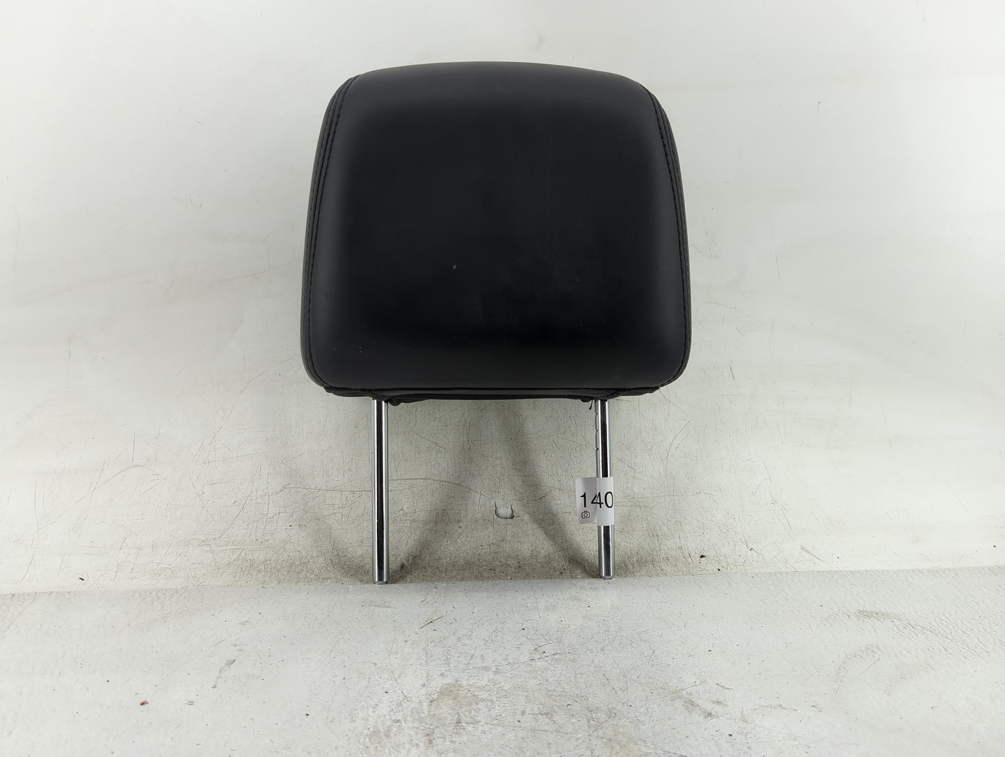 2014 Chrysler 300 Headrest Head Rest Front Driver Seat Black - Oemusedautoparts1.com