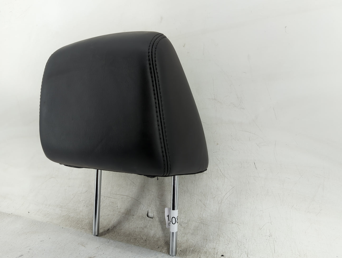 2014 Chrysler 300 Headrest Head Rest Front Driver Seat Black - Oemusedautoparts1.com