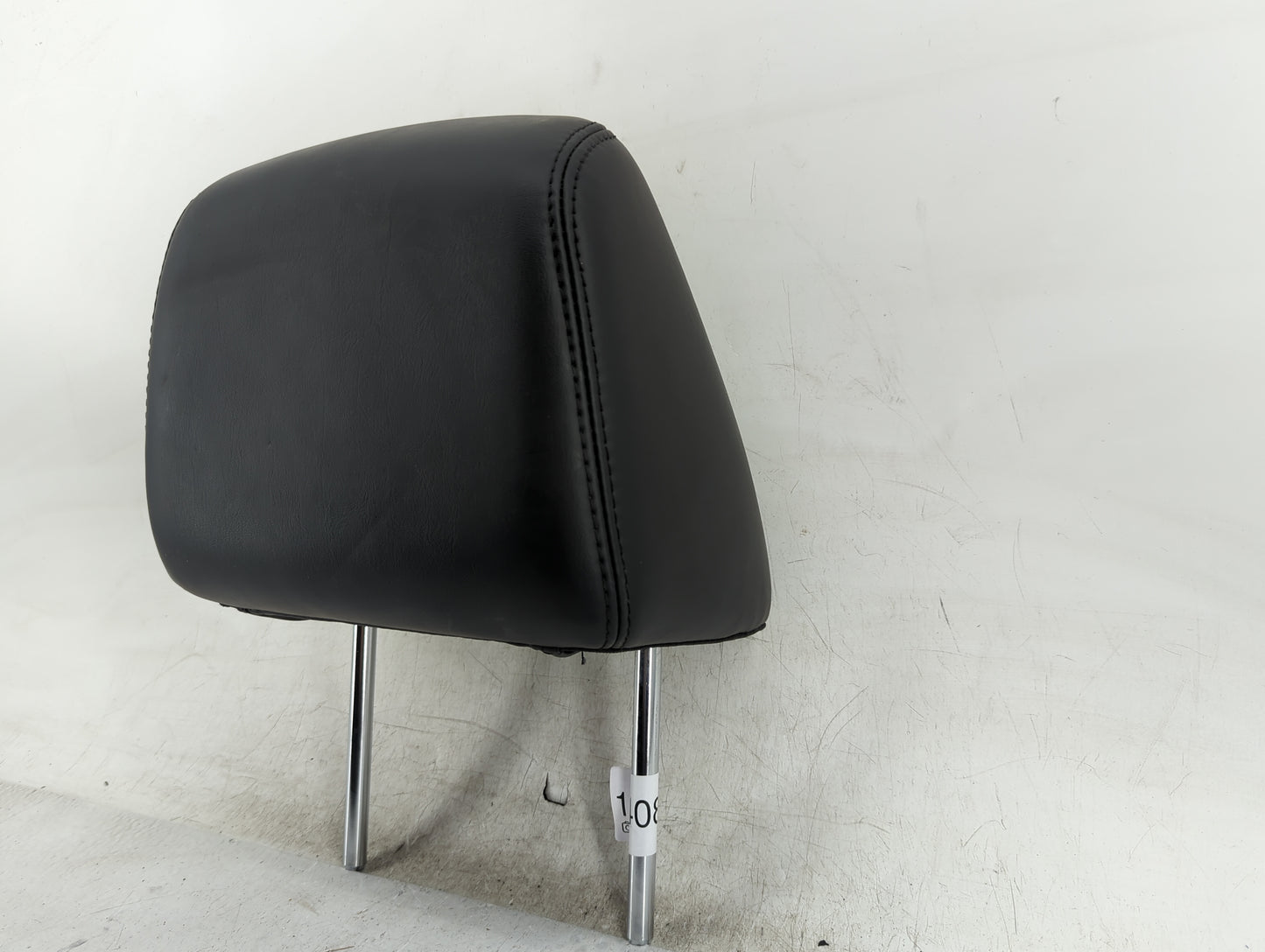 2014 Chrysler 300 Headrest Head Rest Front Driver Seat Black - Oemusedautoparts1.com