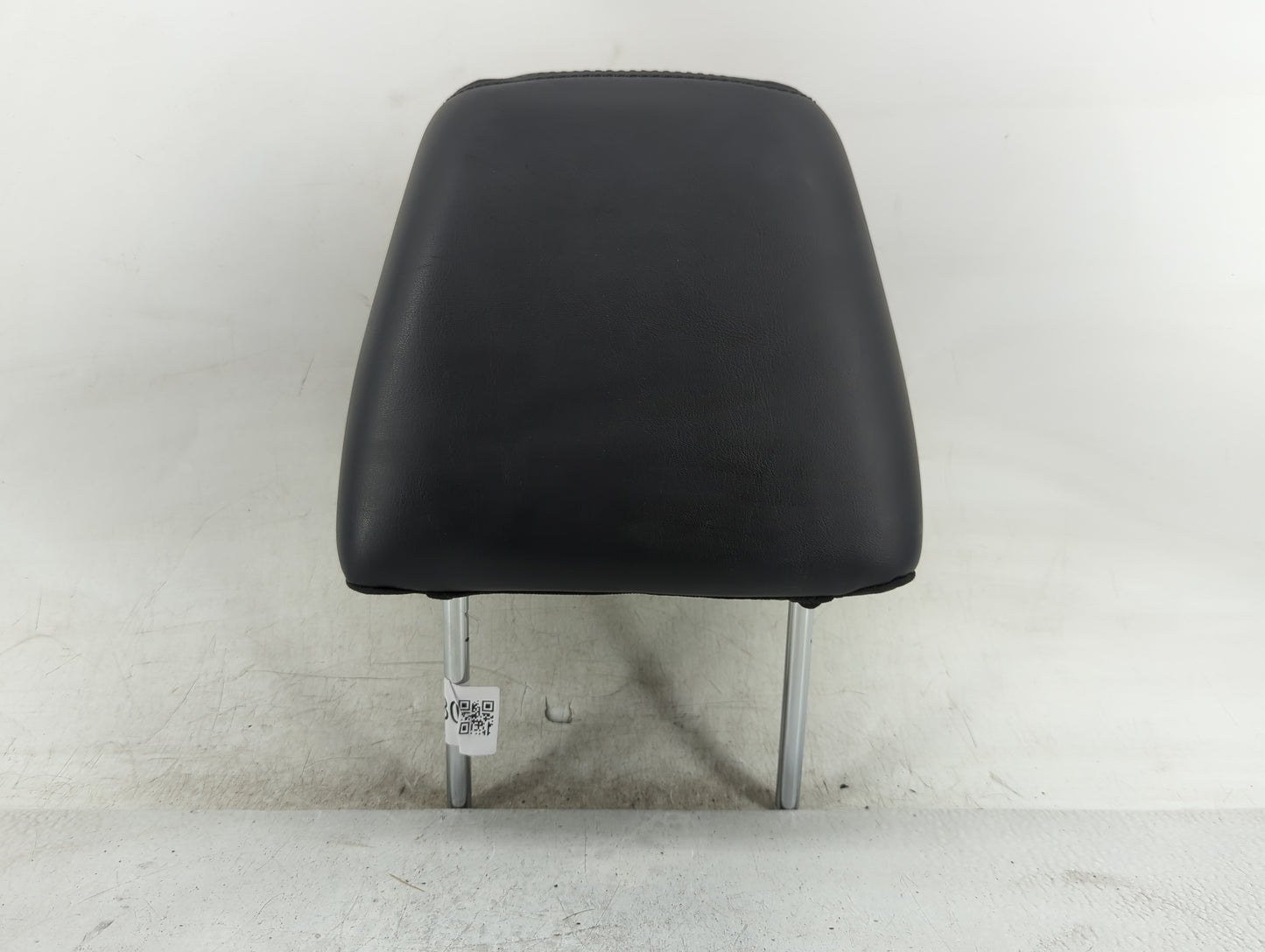 2014 Chrysler 300 Headrest Head Rest Front Driver Seat Black - Oemusedautoparts1.com