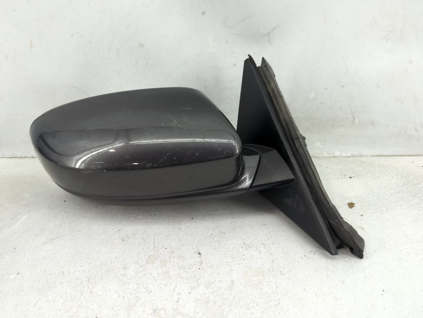 2011-2014 Chrysler 300 Passenger Side View Mirror - Right Door Mirror OEM Used - Oemusedautoparts1.com