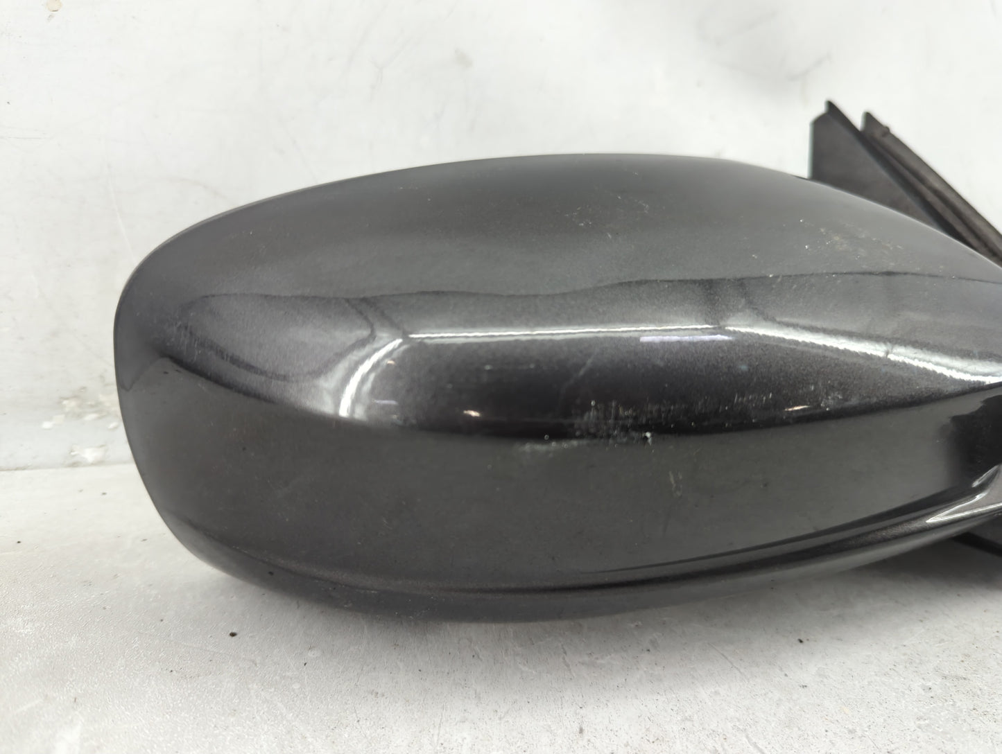 2011-2014 Chrysler 300 Passenger Side View Mirror - Right Door Mirror OEM Used - Oemusedautoparts1.com