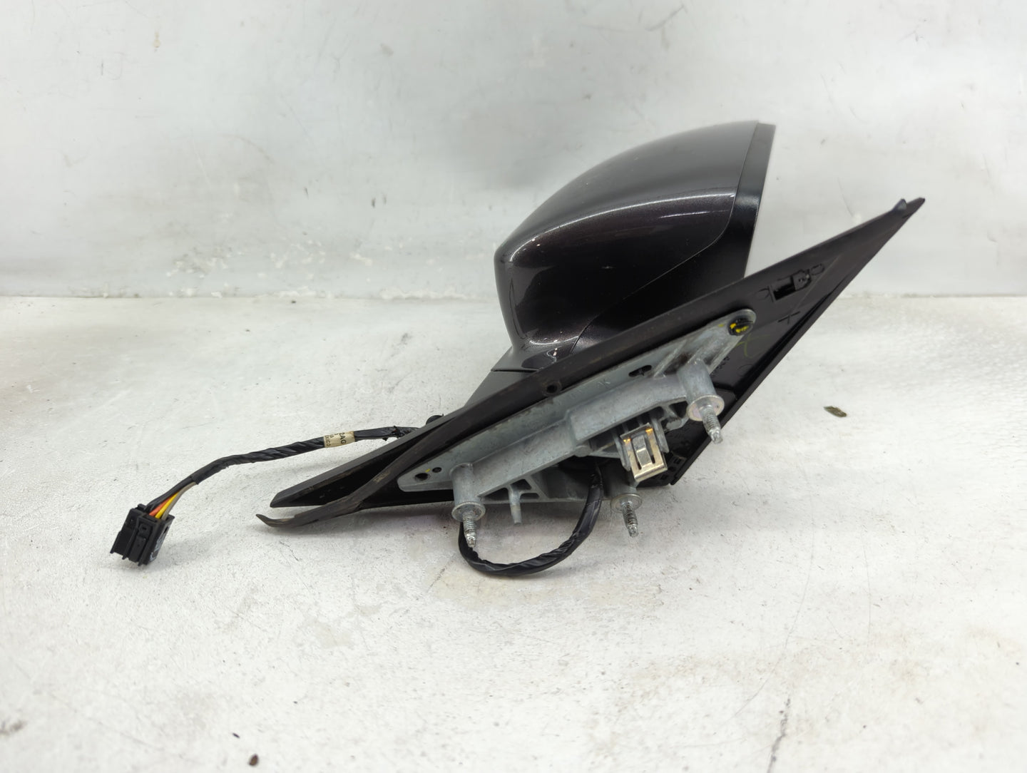 2011-2014 Chrysler 300 Passenger Side View Mirror - Right Door Mirror OEM Used - Oemusedautoparts1.com