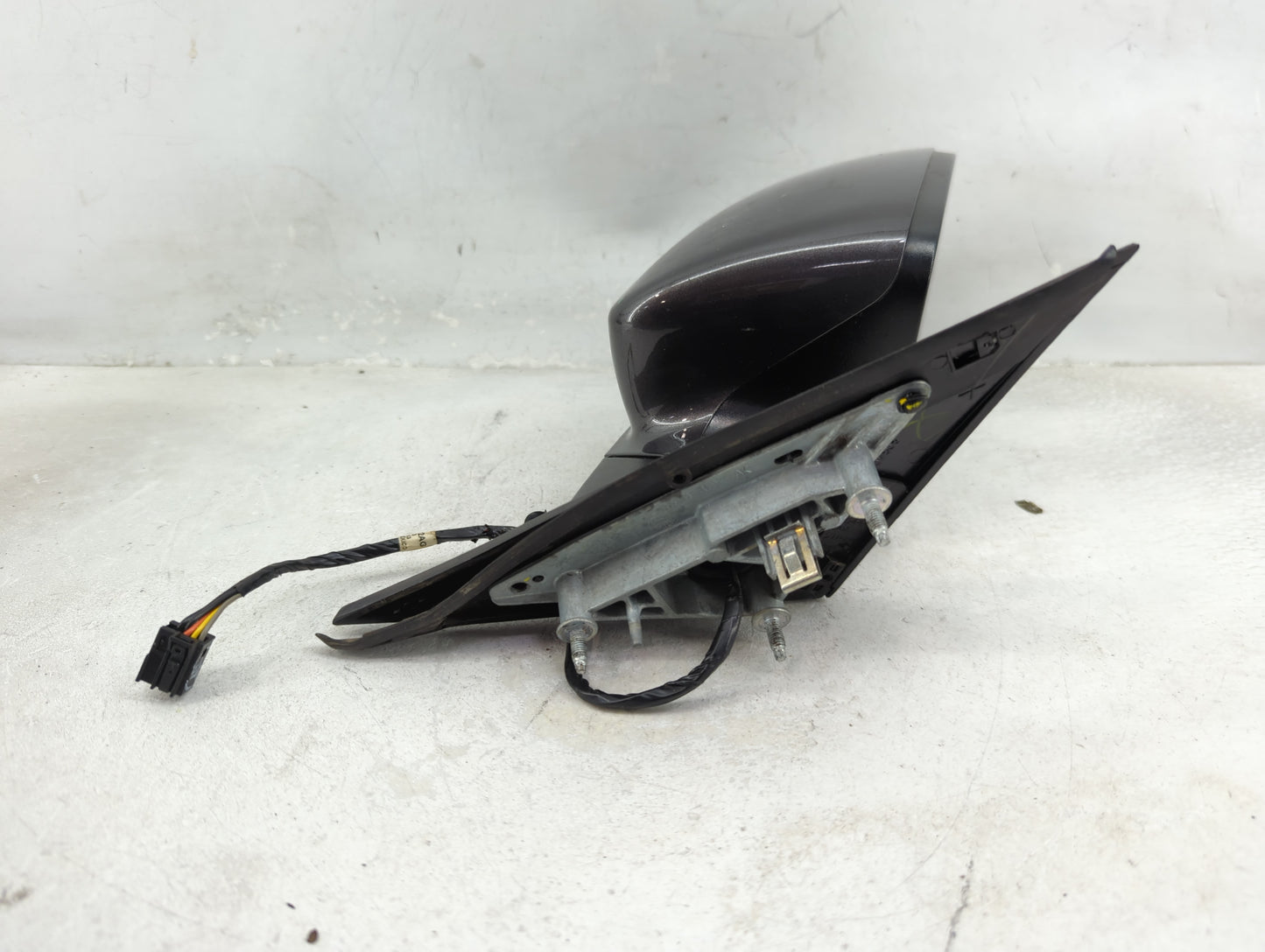 2011-2014 Chrysler 300 Passenger Side View Mirror - Right Door Mirror OEM Used - Oemusedautoparts1.com