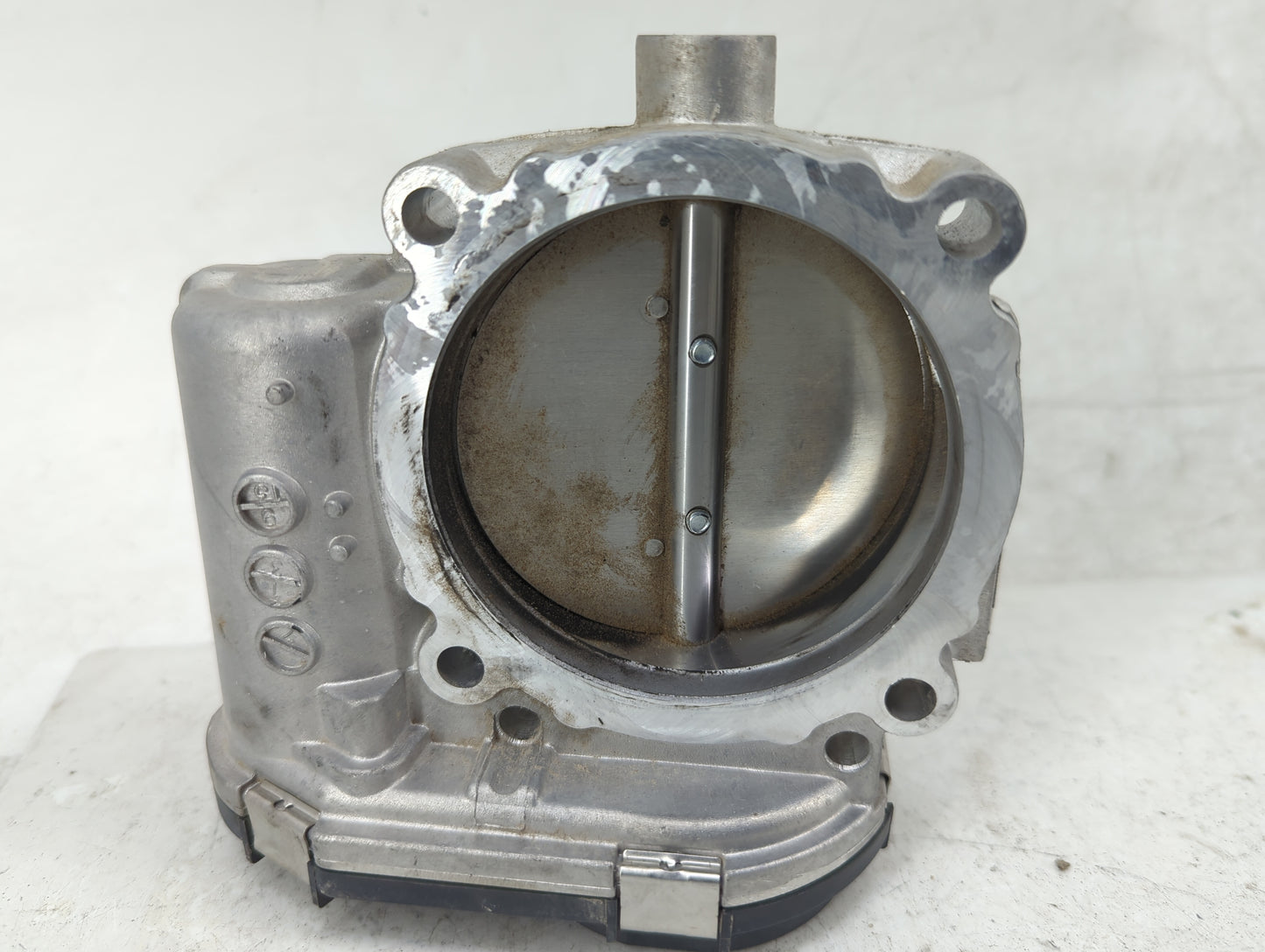 2011-2022 Chrysler 300 Throttle Body P/N:05184349AC 0 280 750 570 Fits OEM Used Auto Parts - Oemusedautoparts1.com