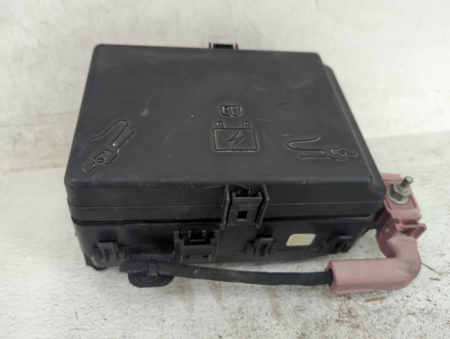 2012-2014 Chrysler 300 Fusebox Fuse Box Panel Relay Module P/N:68202733AB 04727370AA, 05269988AA Fits Fits 2012 2013 2014 OE