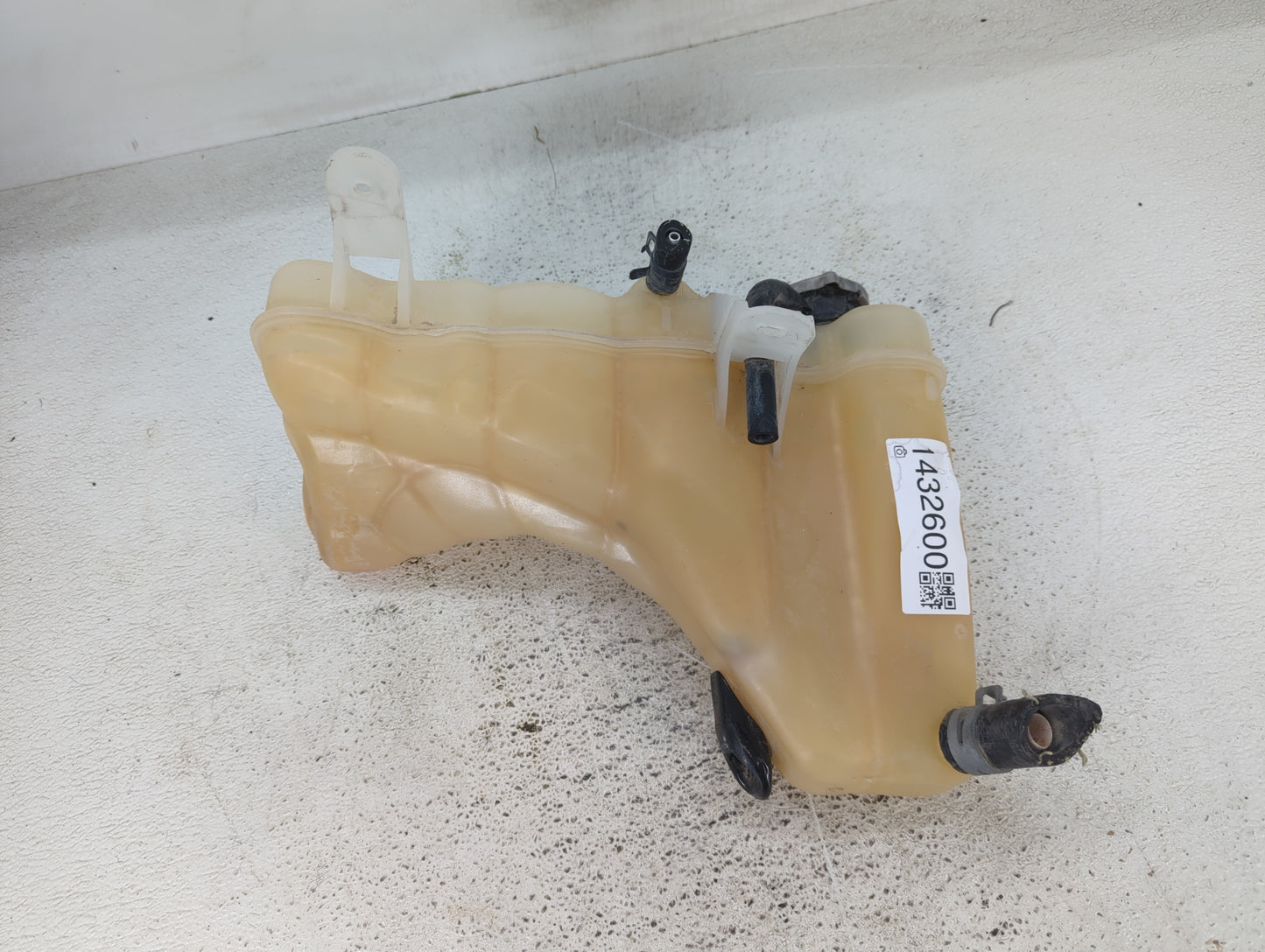 2011-2022 Chrysler 300 Radiator Coolant Overflow Expansion Tank Bottle 1432600 - Oemusedautoparts1.com