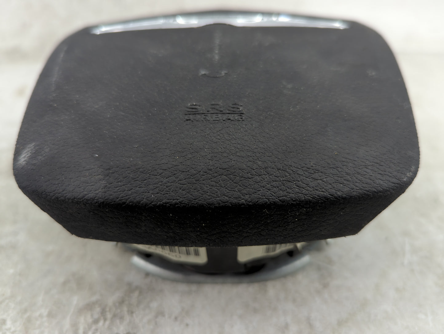 2014 Chrysler 300 Air Bag Driver Left Steering Wheel Mounted P/N:P68055862AE 42-07757-K0 Fits OEM Used Auto Parts - Oemuseda