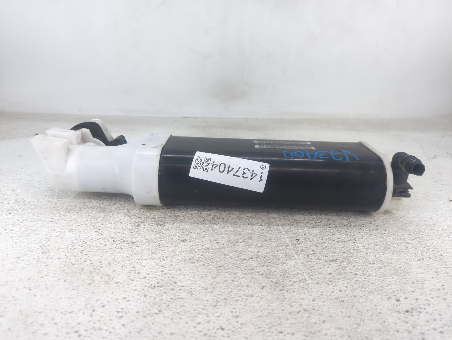 2014 Chrysler 300 Fuel Vapor Charcoal Canister - Oemusedautoparts1.com