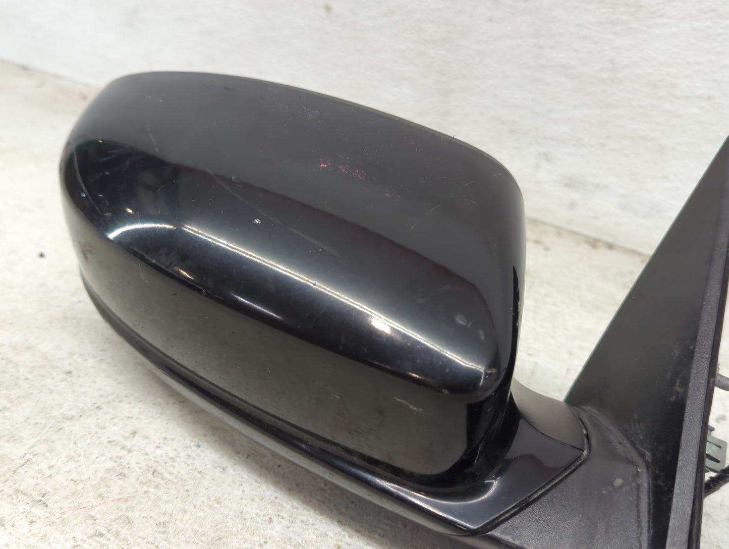 2011-2014 Chrysler 300 Passenger Side View Mirror - Right Door Mirror OEM Used - Oemusedautoparts1.com