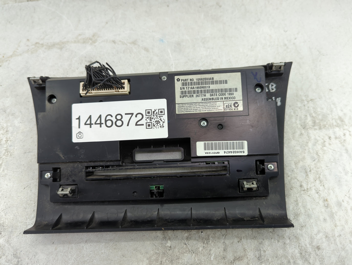 2013-2014 Chrysler 300 Climate Control Module Temperature AC/Heater Replacement P/N:1UV82DX8AB Fits Fits 2013 2014 OEM Used 