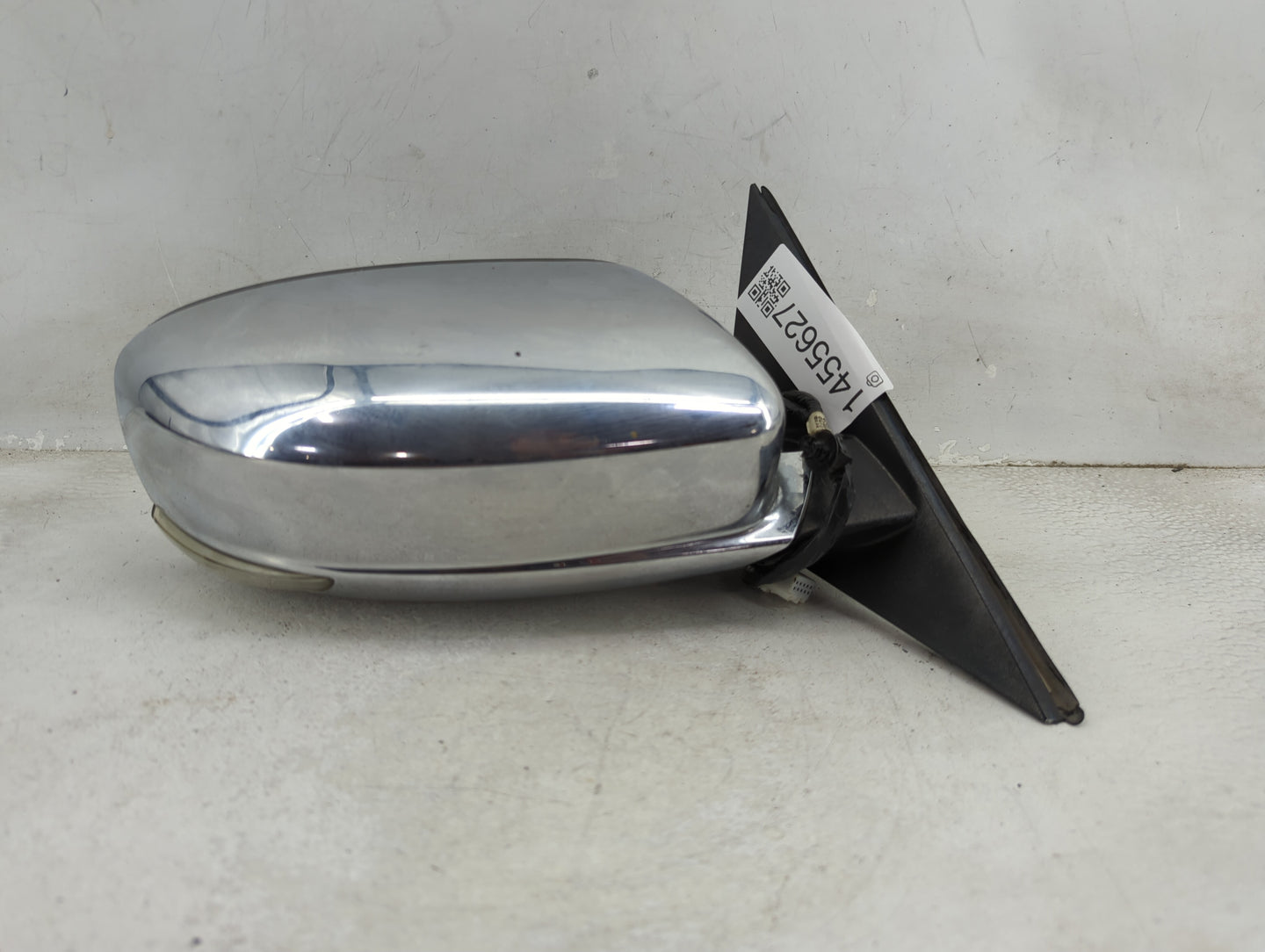 2012-2014 Chrysler 300 Passenger Side View Mirror - Right Door Mirror OEM Used - Oemusedautoparts1.com