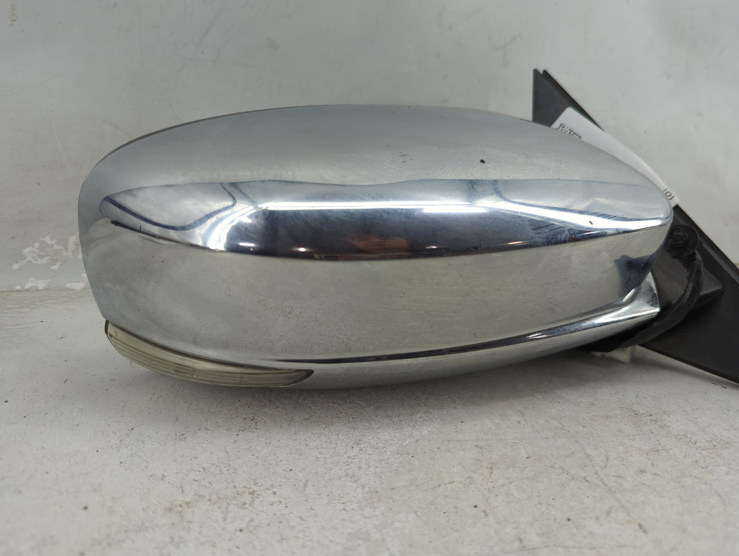 2012-2014 Chrysler 300 Passenger Side View Mirror - Right Door Mirror OEM Used - Oemusedautoparts1.com