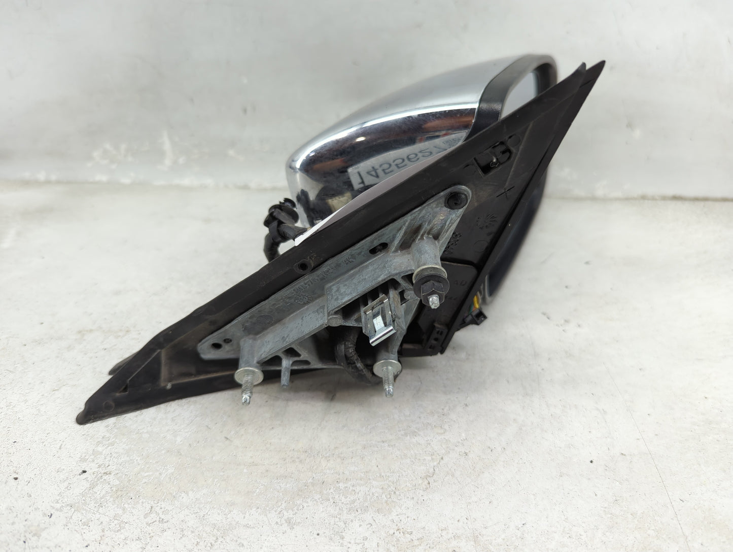 2012-2014 Chrysler 300 Passenger Side View Mirror - Right Door Mirror OEM Used - Oemusedautoparts1.com