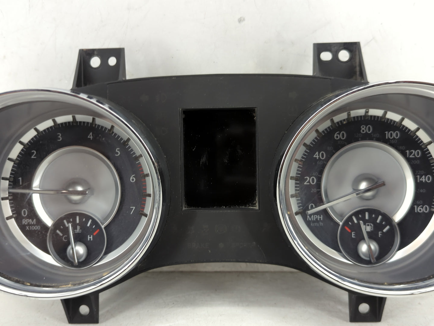 2014 Chrysler 300 Speedometer Instrument Cluster Gauges 1458196 - Oemusedautoparts1.com