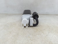 2014 Chrysler 300 Fuel Vapor Charcoal Canister 1460162 - Oemusedautoparts1.com