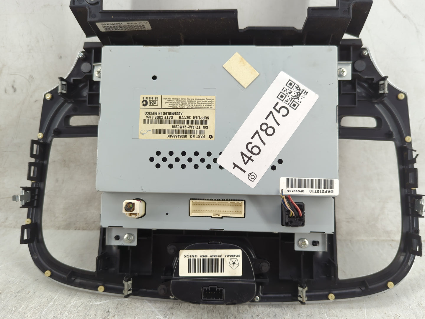 2011-2014 Chrysler 300 Information Display Screen 1467875 - Oemusedautoparts1.com
