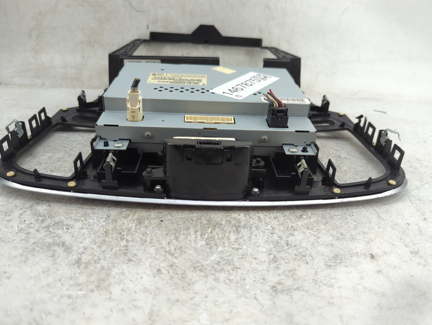 2011-2014 Chrysler 300 Information Display Screen 1467875 - Oemusedautoparts1.com