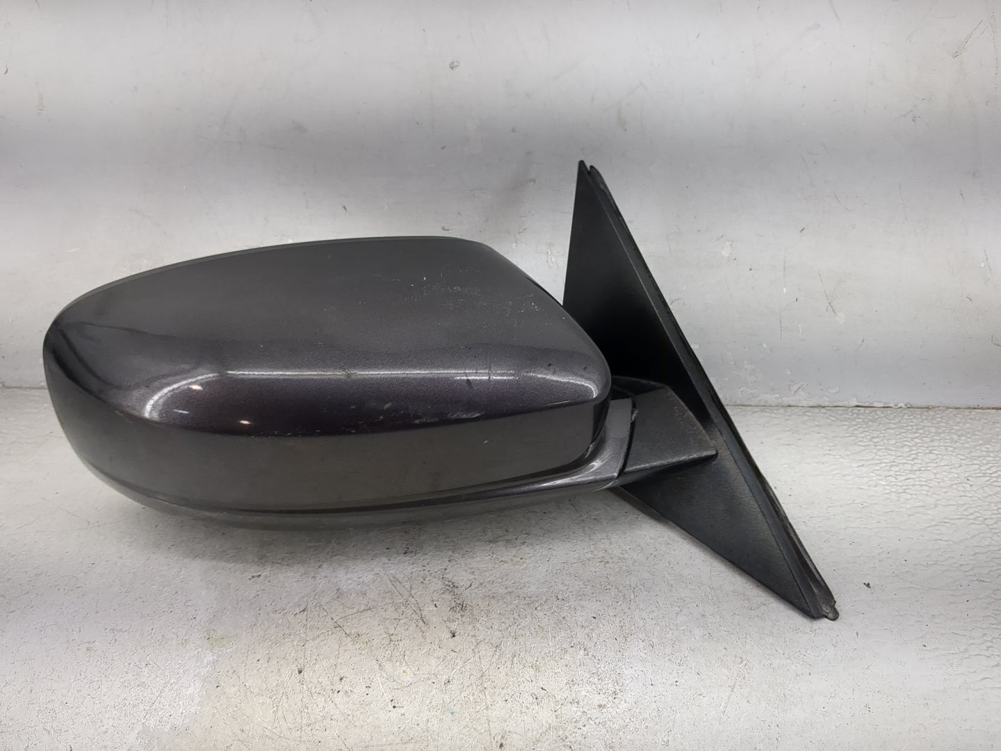 2011-2014 Chrysler 300 Passenger Side View Mirror - Right Door Mirror OEM Used - Oemusedautoparts1.com