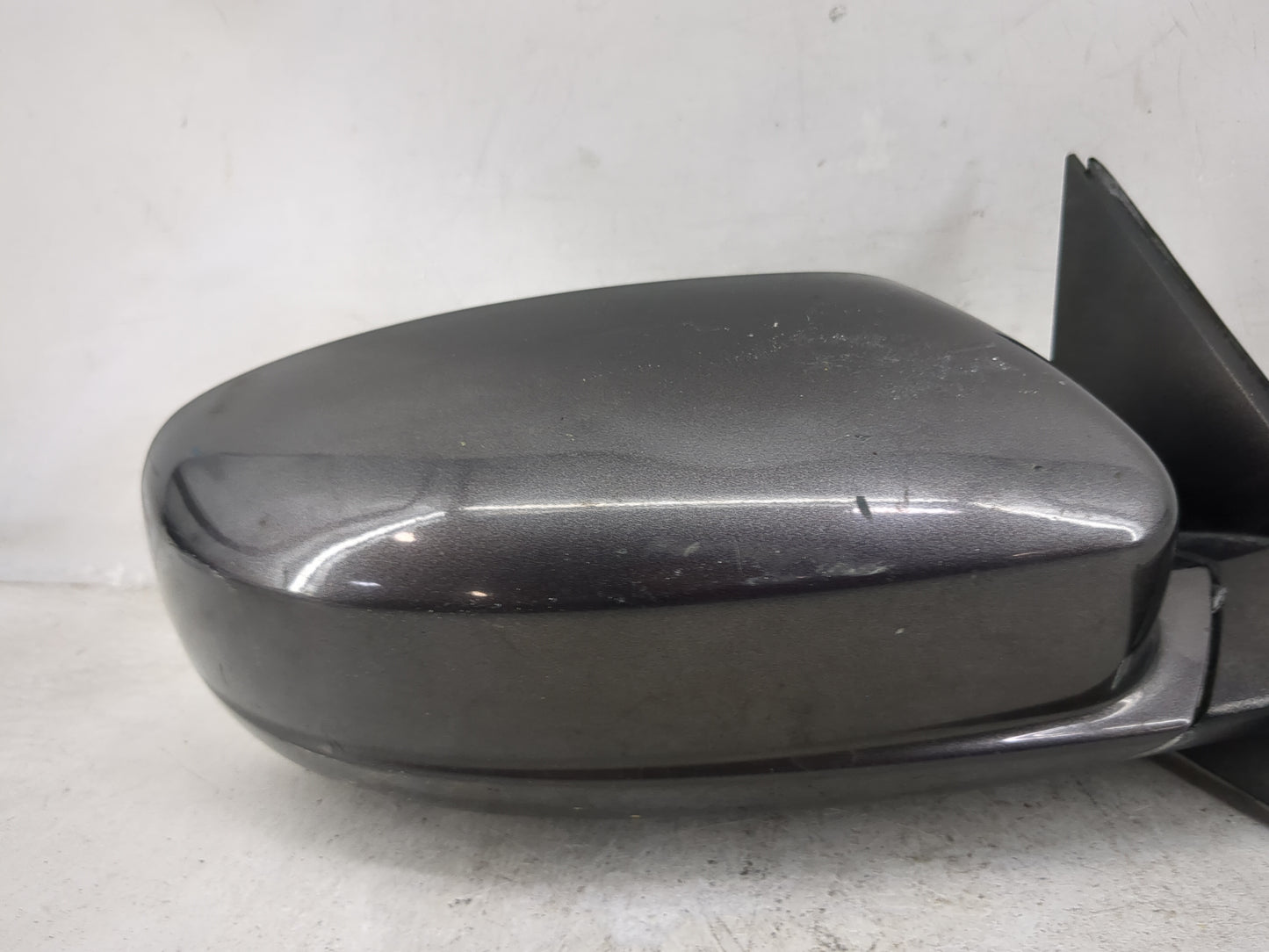 2011-2014 Chrysler 300 Passenger Side View Mirror - Right Door Mirror OEM Used - Oemusedautoparts1.com