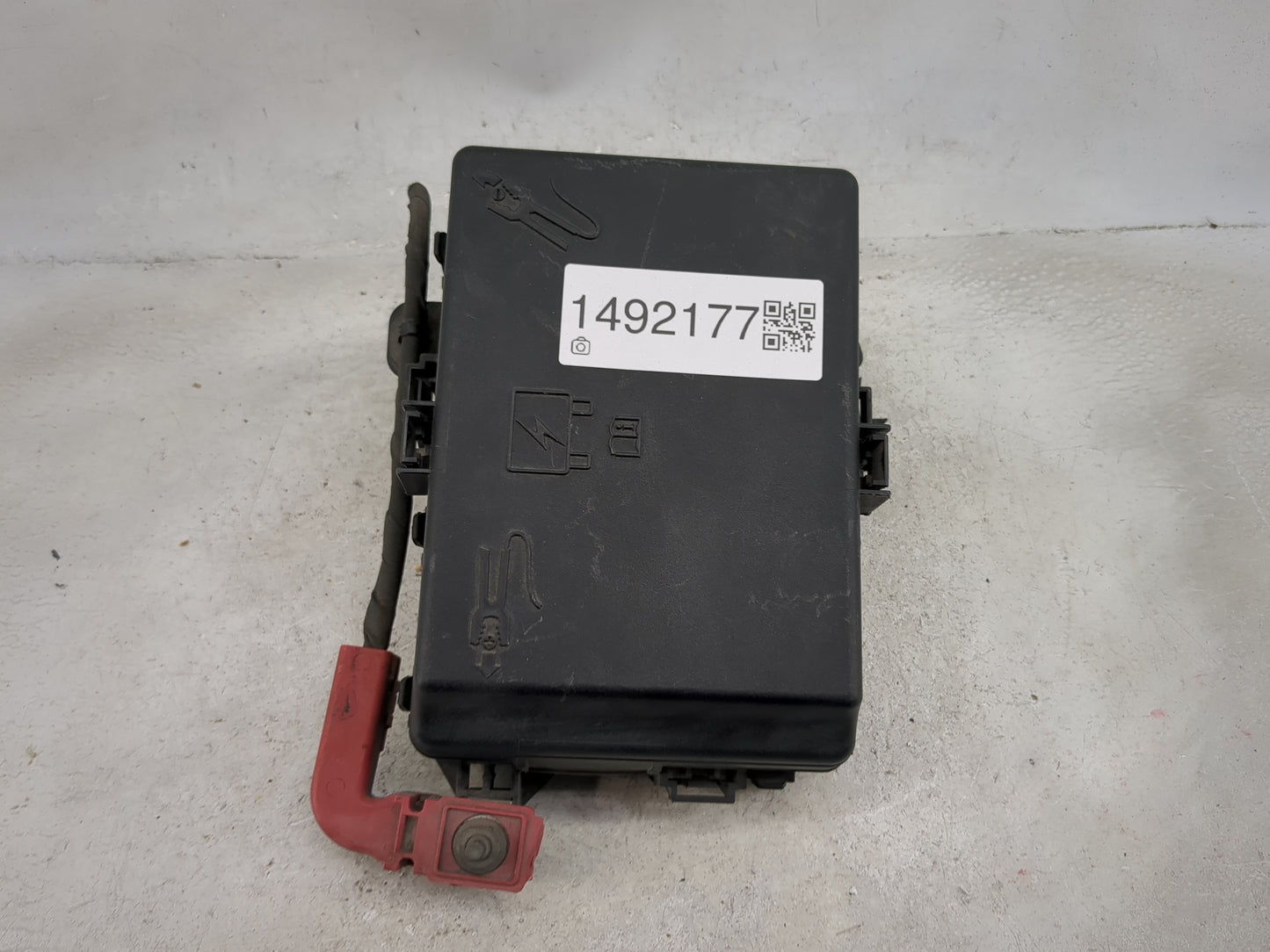 2012-2014 Chrysler 300 Fusebox Fuse Box Panel Relay Module P/N:P68202730AC T-AWH1814XD044, 16238CW Fits Fits 2012 2013 2014 