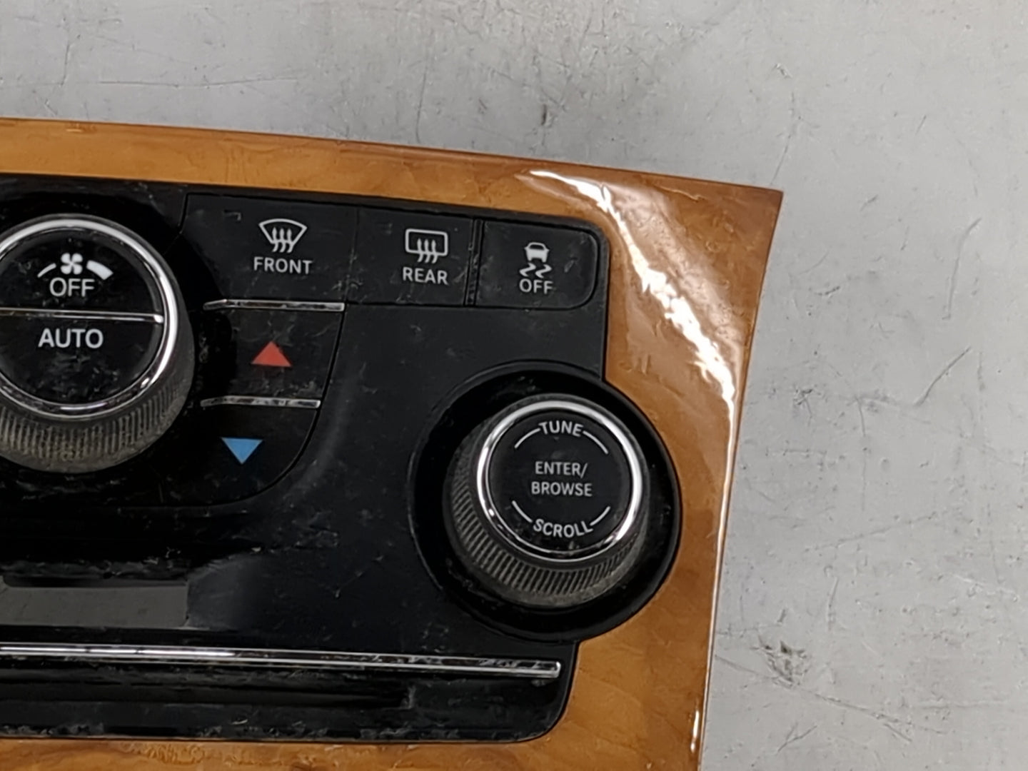 2013-2014 Chrysler 300 Climate Control Module Temperature AC/Heater Replacement P/N:1VD68AAAAA TZ1AA3093S0202 Fits Fits 2013
