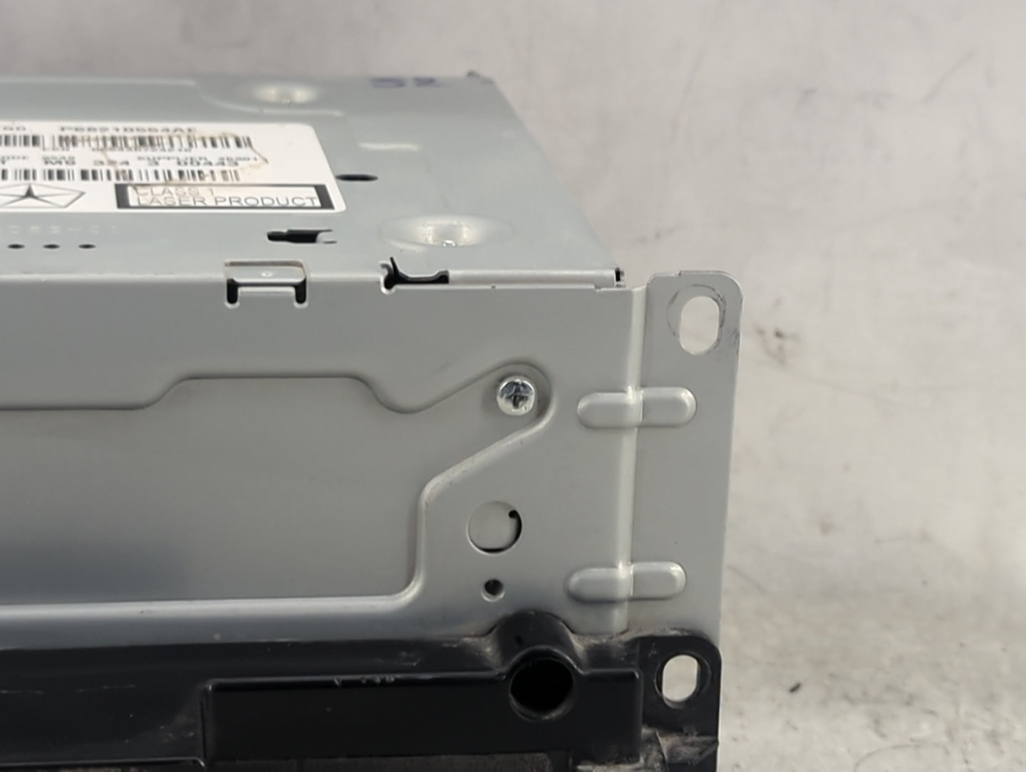 2014 Chrysler 300 Radio AM FM Cd Player Receiver Replacement P/N:P68210554AE CQ-UC03E2GXC Fits OEM Used Auto Parts - Oemused