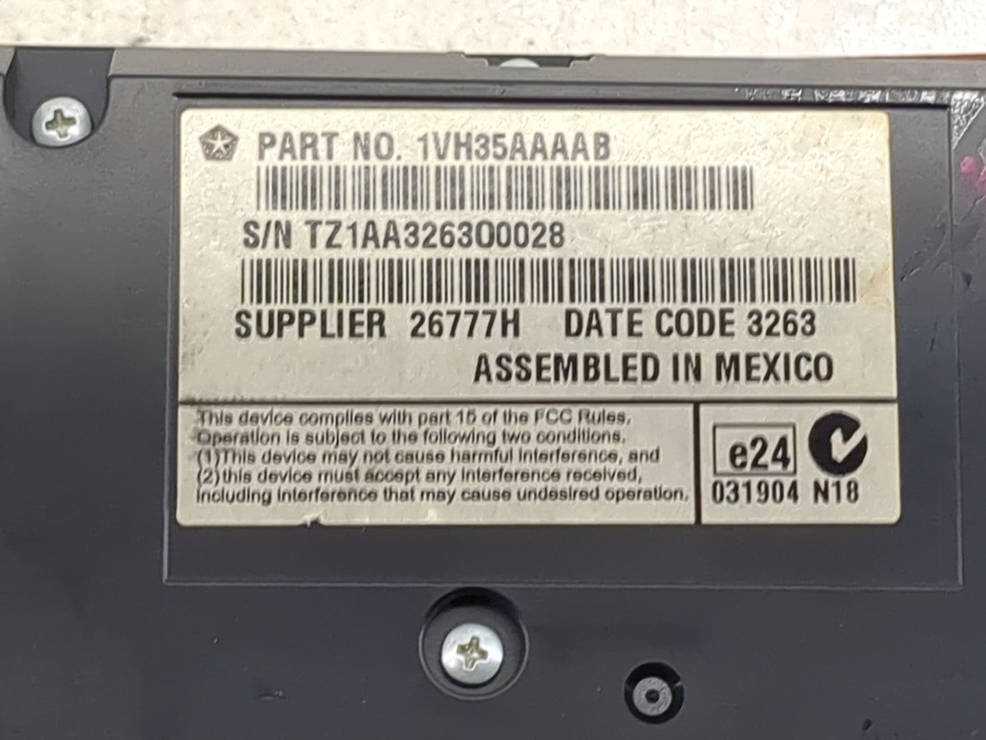 2013-2014 Chrysler 300 Climate Control Module Temperature AC/Heater Replacement P/N:1VH35AAAAB Fits Fits 2013 2014 OEM Used 