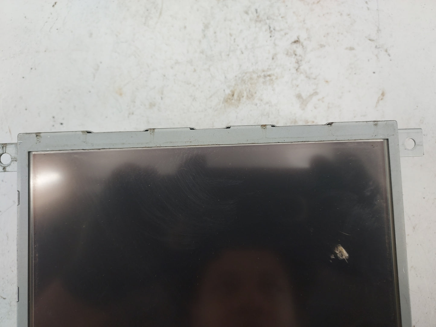 2014 Chrysler 300 Information Display Screen 1496385 - Oemusedautoparts1.com