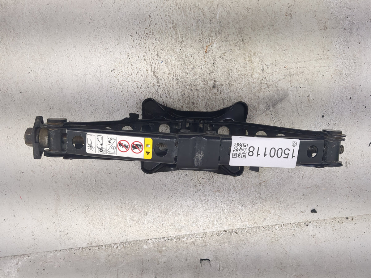 2014 Chrysler 300 Spare Scissor Car Jack 1500118 - Oemusedautoparts1.com