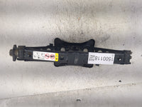 2014 Chrysler 300 Spare Scissor Car Jack 1500118 - Oemusedautoparts1.com