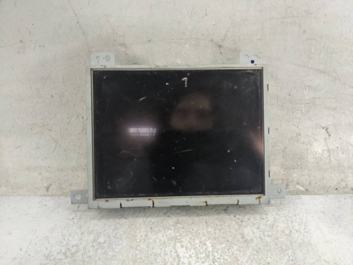 2011-2014 Chrysler 300 Information Radio Display Screen 1509078 - Oemusedautoparts1.com