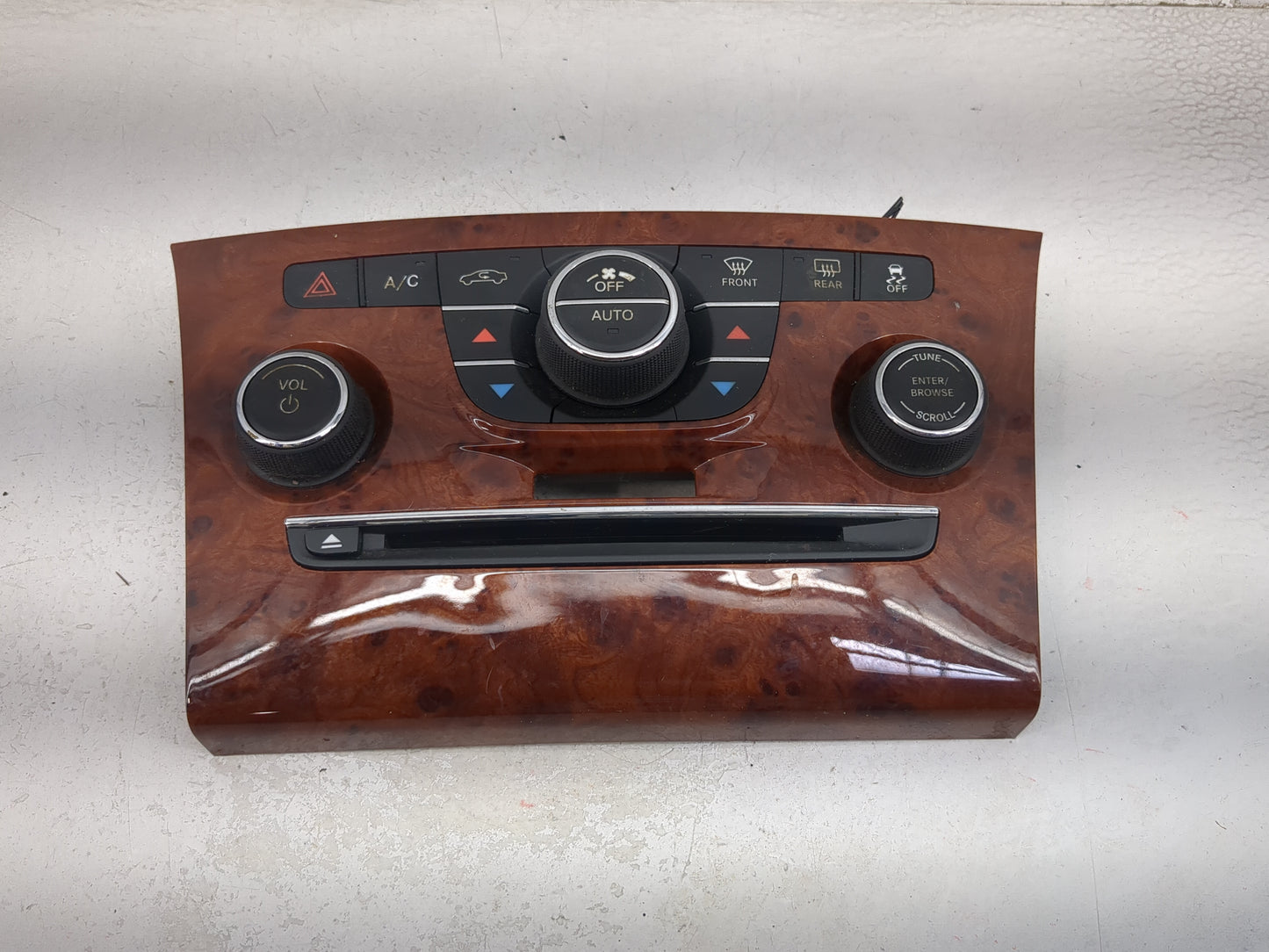 2013-2014 Chrysler 300 Climate Control Module Temperature AC/Heater Replacement P/N:1VH35AAAAB 1VH95AAAAB Fits Fits 2013 201