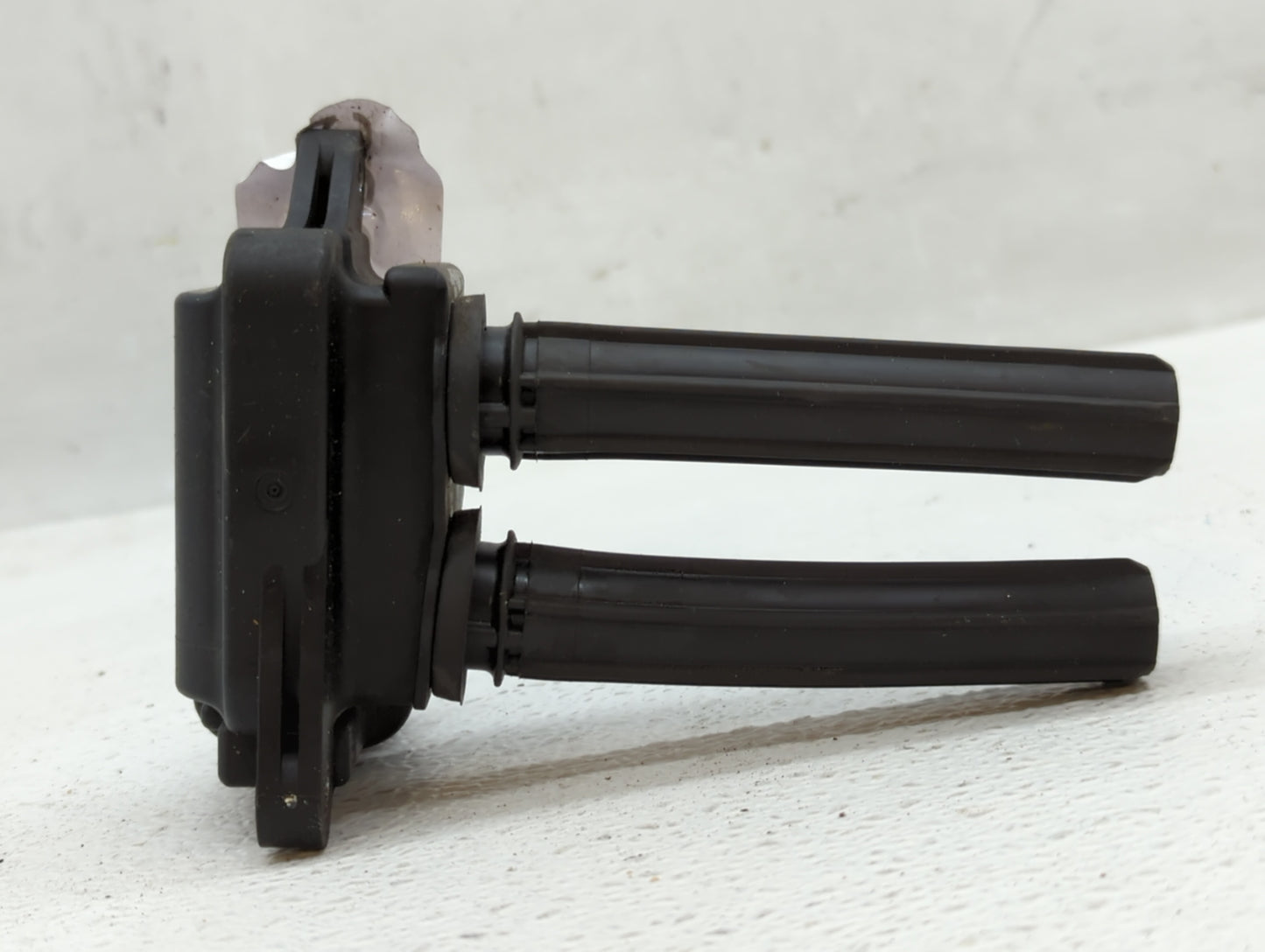 2005-2022 Chrysler 300 Ignition Coil Igniter Pack 555278 - Oemusedautoparts1.com