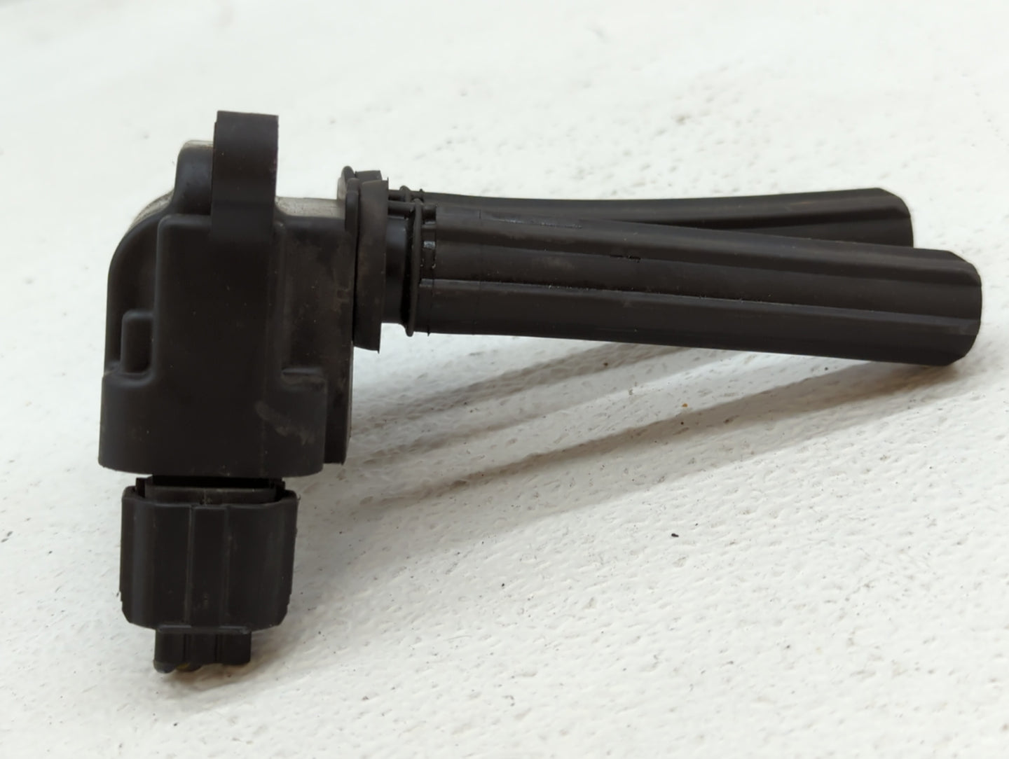 2005-2022 Chrysler 300 Ignition Coil Igniter Pack 555278 - Oemusedautoparts1.com