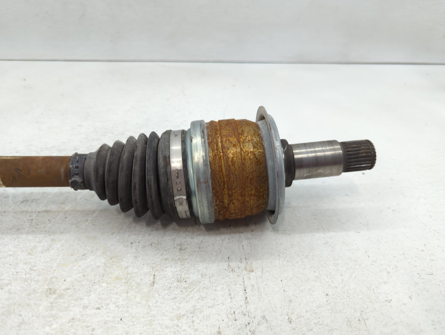 2011-2014 Chrysler 300 Axle Shaft Front Driver Cv C/v - Oemusedautoparts1.com