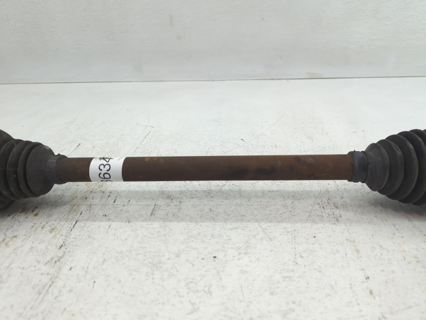 2011-2014 Chrysler 300 Axle Shaft Front Driver Cv C/v - Oemusedautoparts1.com