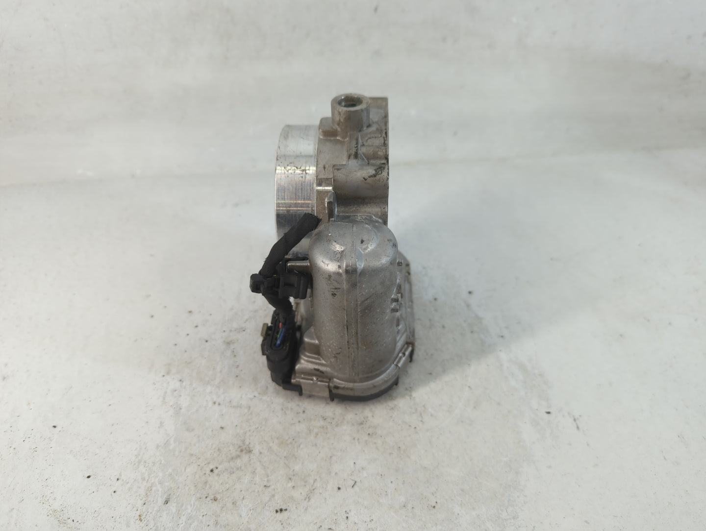 2011-2022 Chrysler 300 Throttle Body P/N:05184349AC Fits Fits 2011 2012 2013 2014 2015 2016 2017 2018 2019 2020 2021 2022 OE
