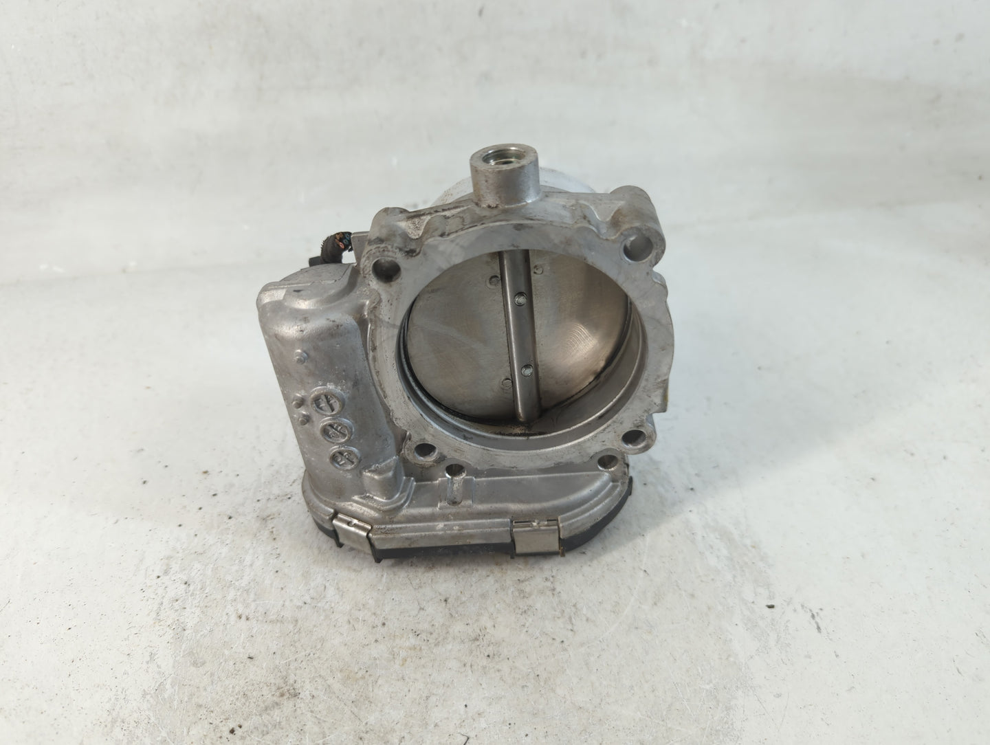 2011-2022 Chrysler 300 Throttle Body P/N:05184349AC Fits Fits 2011 2012 2013 2014 2015 2016 2017 2018 2019 2020 2021 2022 OE