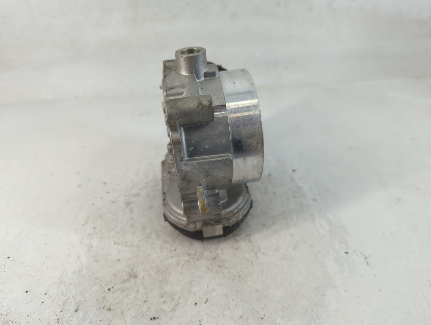 2011-2022 Chrysler 300 Throttle Body P/N:05184349AC Fits Fits 2011 2012 2013 2014 2015 2016 2017 2018 2019 2020 2021 2022 OE