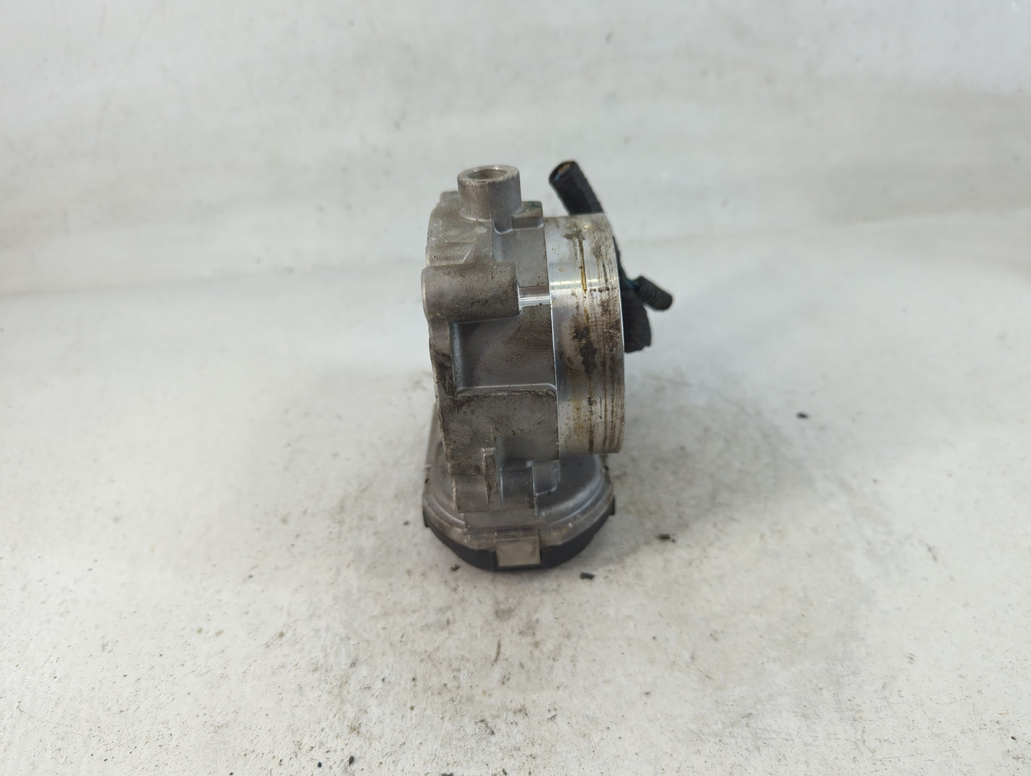 2011-2022 Chrysler 300 Throttle Body P/N:05184349AC Fits Fits 2011 2012 2013 2014 2015 2016 2017 2018 2019 2020 2021 2022 OE