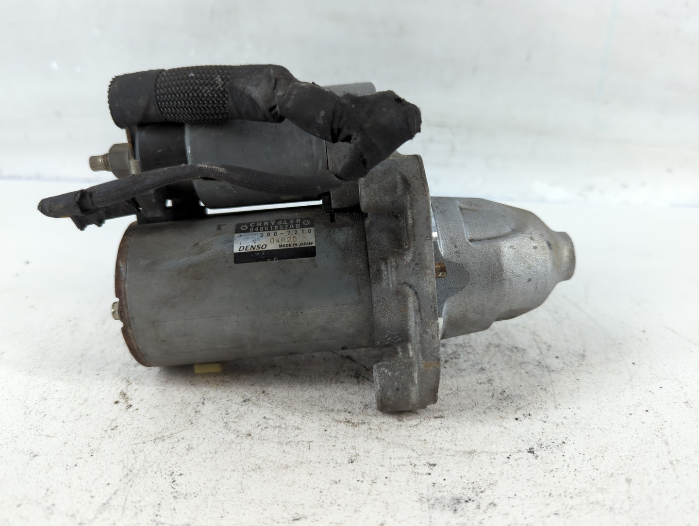 2011-2016 Chrysler 300 Car Starter Motor Solenoid OEM P/N:04801852AB Fits Fits 2011 2012 2013 2014 2015 2016 OEM Used Auto P