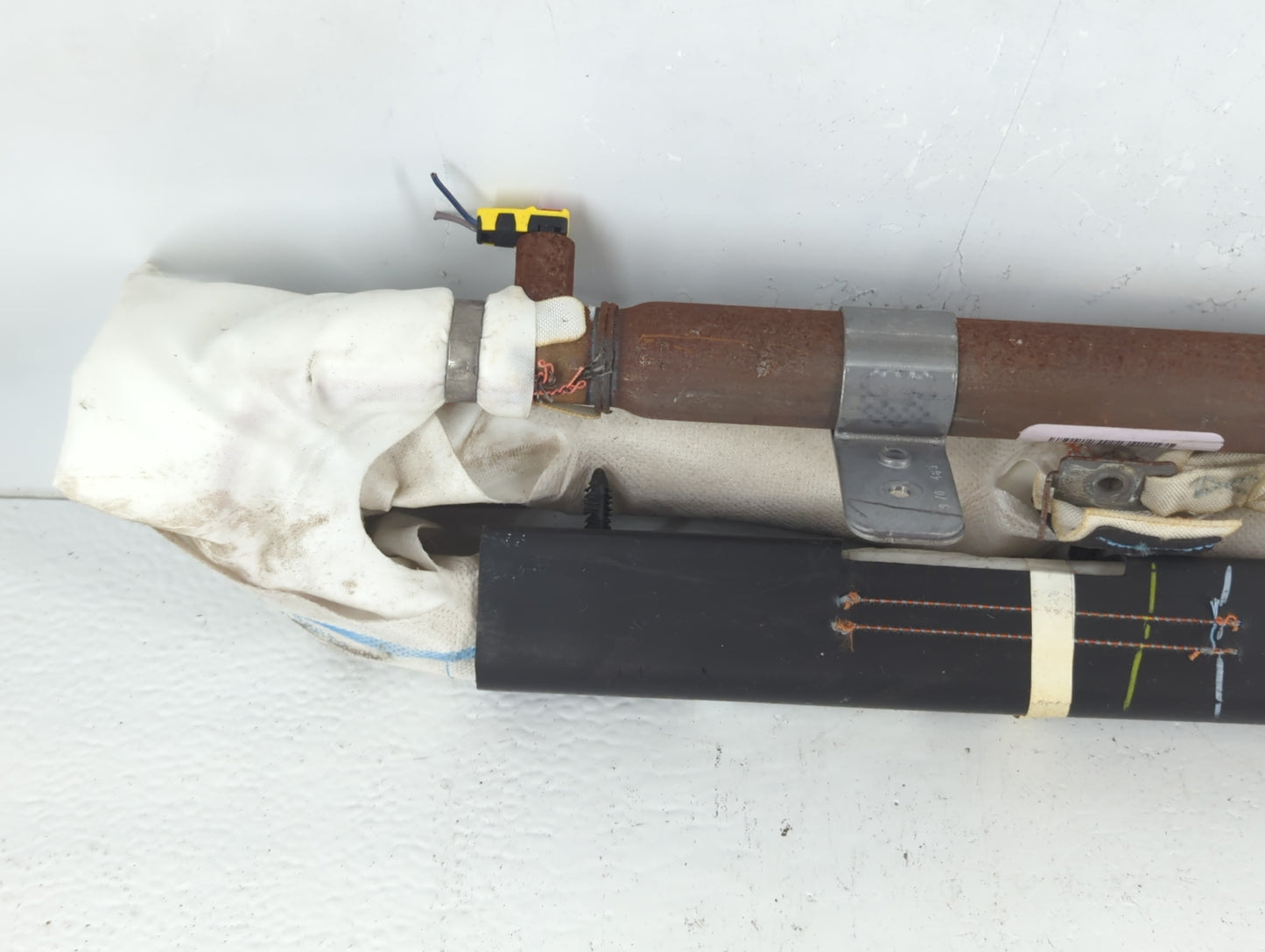 2011-2014 Chrysler 300 Passenger Curtain Air Bag Oem - Oemusedautoparts1.com