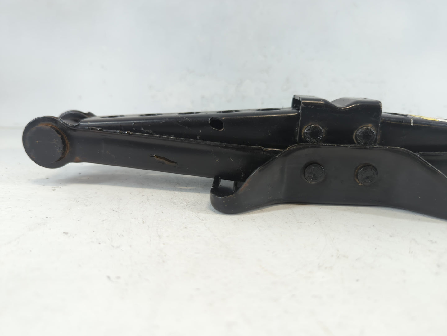 2014 Chrysler 300 Spare Scissor Car Jack - Oemusedautoparts1.com