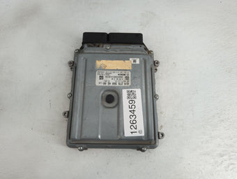 compare product 2014 Chrysler E Class PCM Engine Control Computer ECU ECM PCU OEM P/N:0 261 S07 812 A 276 900 46 00 Fits OEM Used Auto Parts