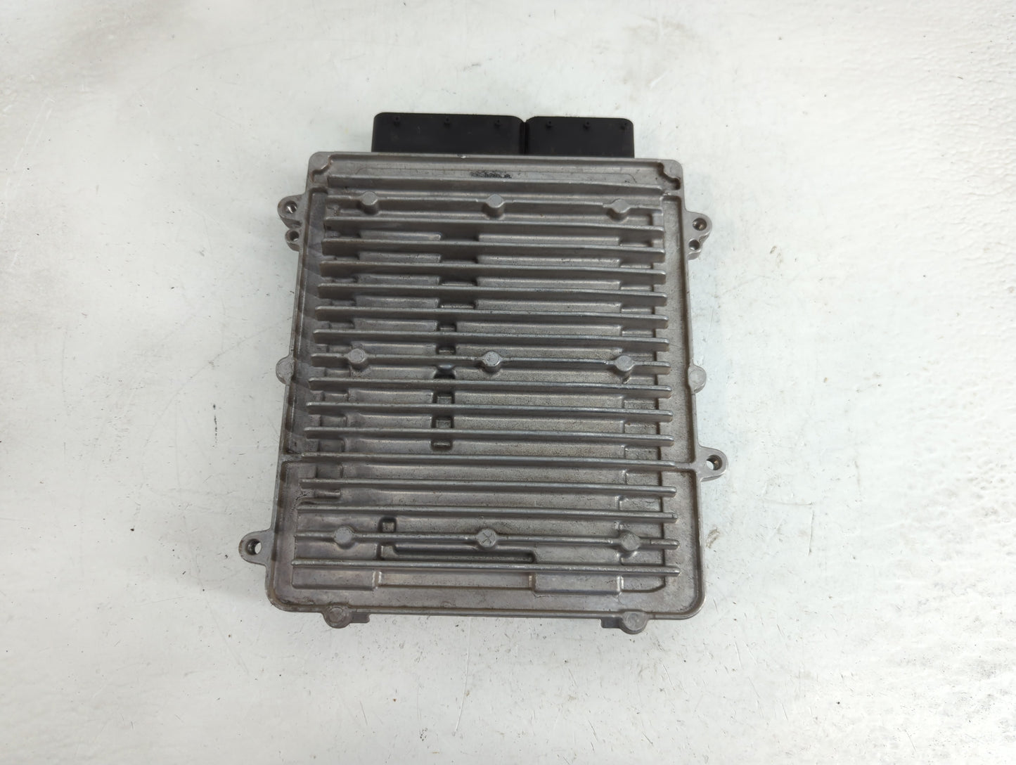 2014 Chrysler E Class PCM Engine Control Computer ECU ECM PCU OEM P/N:0 261 S07 812 A 276 900 46 00 Fits OEM Used Auto Parts