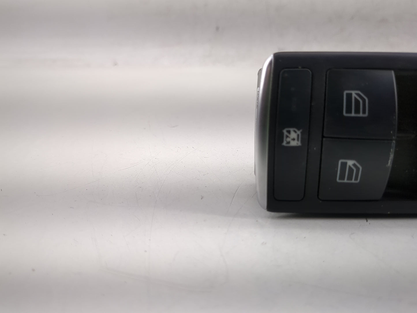 2014 Chrysler E Class Master Power Window Switch Replacement Driver Side Left Fits OEM Used Auto Parts - Oemusedautoparts1.c