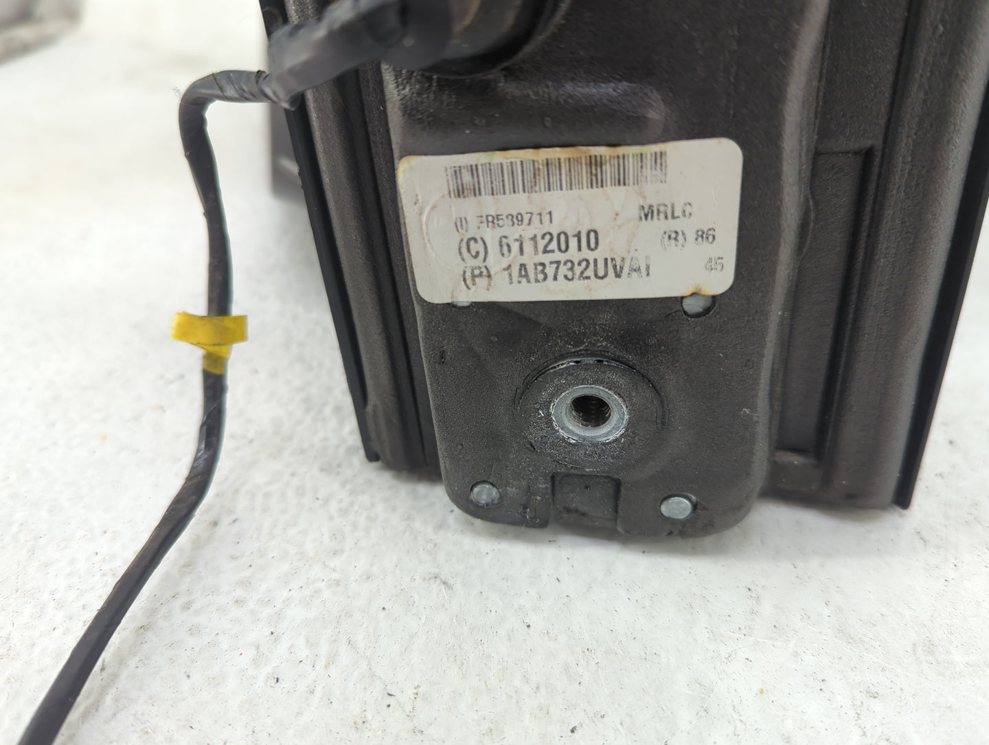 2014 Chrysler Town and Country Driver Side View Mirror - Left Door Mirror OEM Used - Oemusedautoparts1.com