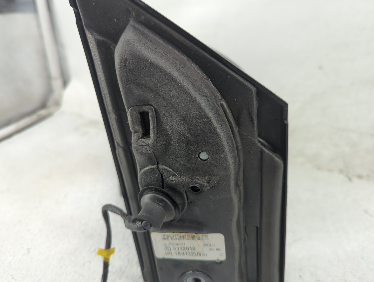 2014 Chrysler Town and Country Driver Side View Mirror - Left Door Mirror OEM Used - Oemusedautoparts1.com